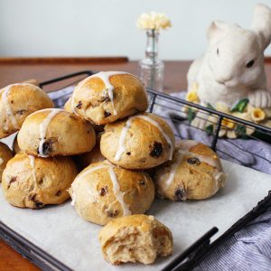 Raison Hot Cross Buns